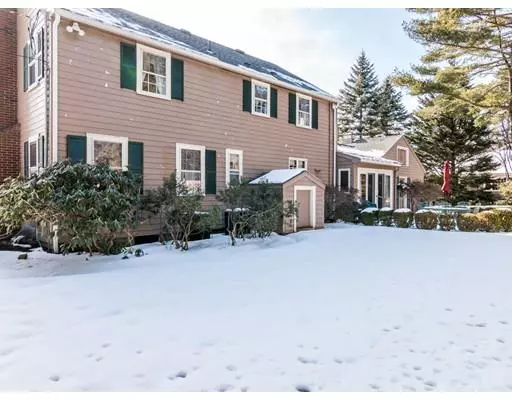 Beverly, MA 01915,1 Hemlock Street