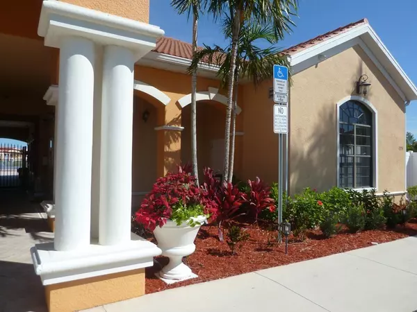 Cape Coral, FL 33909,1769 Concordia Lake Circle #3205