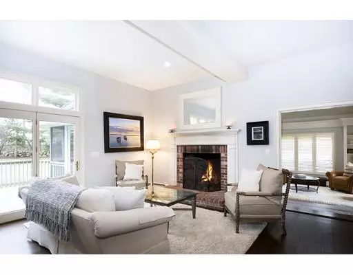 Cohasset, MA 02025,298 S Main St