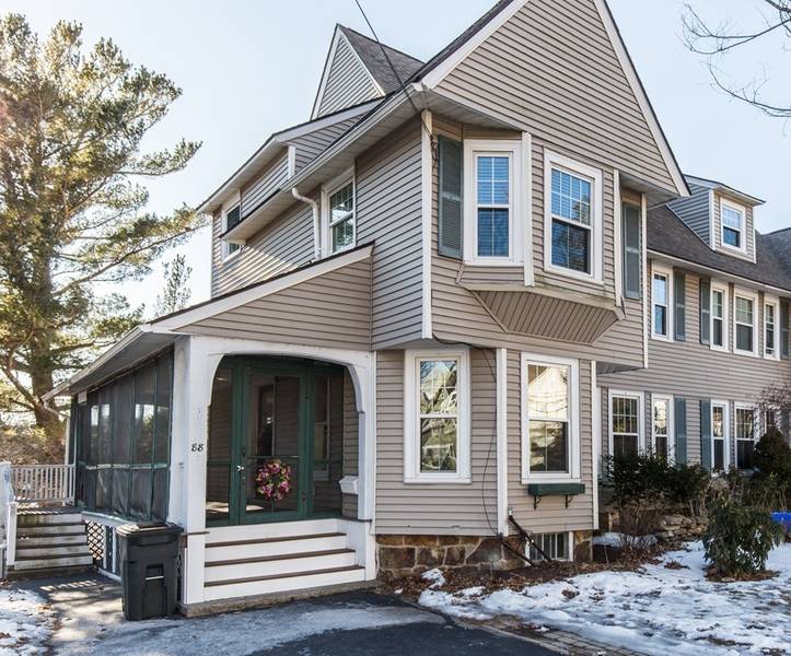 88 Dutcher St #88, Hopedale, MA 01747