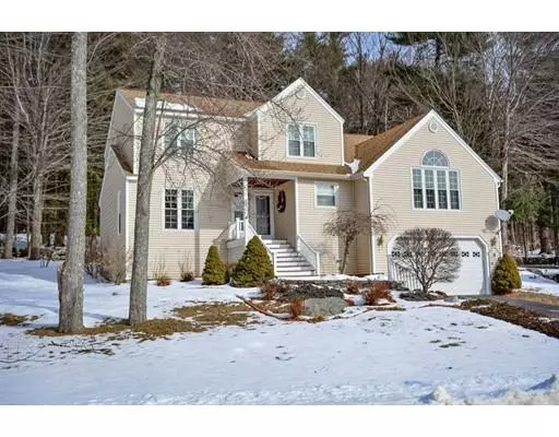 76 Village Xing, Fitchburg, MA 01420