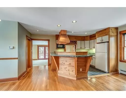 Stow, MA 01775,13 Red Acre Rd