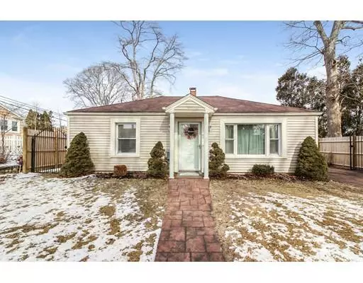 49 Longwood Ave, Dartmouth, MA 02747