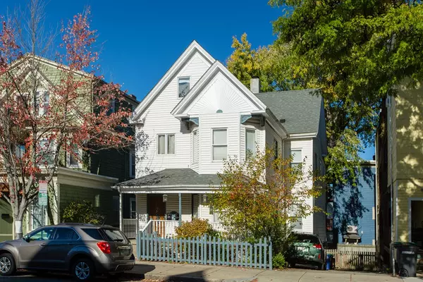 221 Highland Ave. #2, Somerville, MA 02143