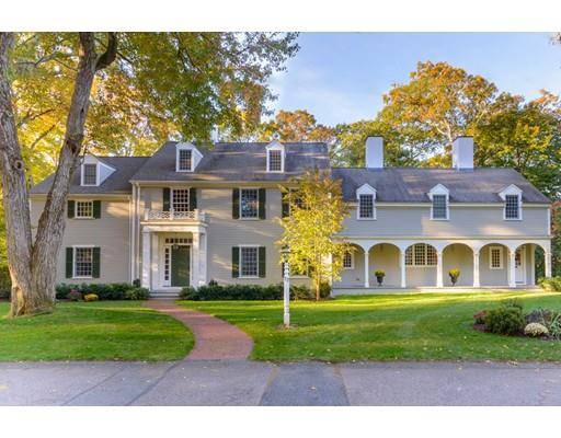 22 Barnstable Rd, Wellesley, MA 02481