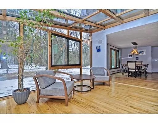 Upton, MA 01568,166 Pleasant Street