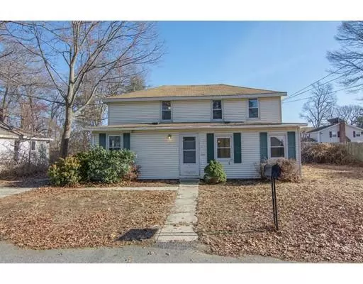 20 Lake St, Wrentham, MA 02093