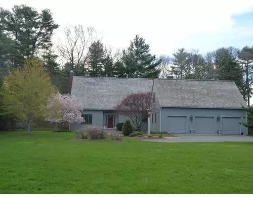 Holliston, MA 01746,6 Fiske Pond Rd