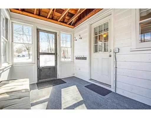 Grafton, MA 01536,5 Maplewood Dr