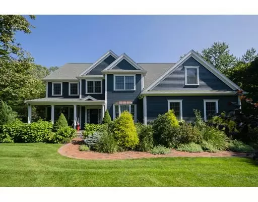 Lexington, MA 02420,11 Locke Ln