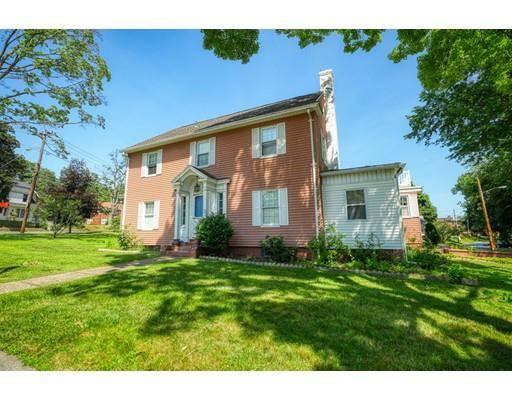 44 Center St, Ludlow, MA 01056