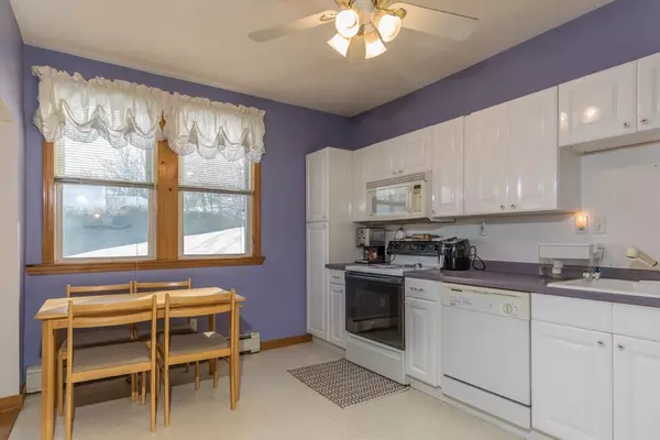 Fitchburg, MA 01420,8 Hobson St