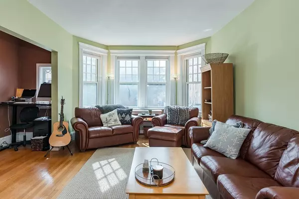 Brookline, MA 02446,93 Marion St #1