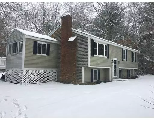 12 Lucas Street, Carver, MA 02330