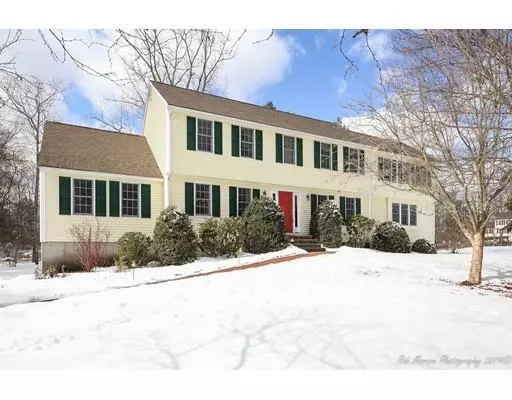 1 Montclair Ave, Andover, MA 01810