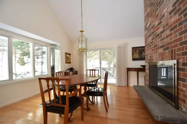 Lincoln, MA 01773,25 Birchwood Ln #25