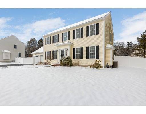 Bourne, MA 02532,35 Settlers Way