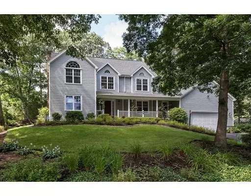 54 Wagon Wheel Rd, North Attleboro, MA 02760