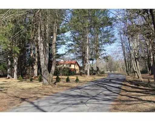 Lincoln, MA 01773,11 Woodcock Ln