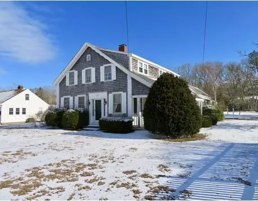 119 Chase St, Harwich, MA 02671