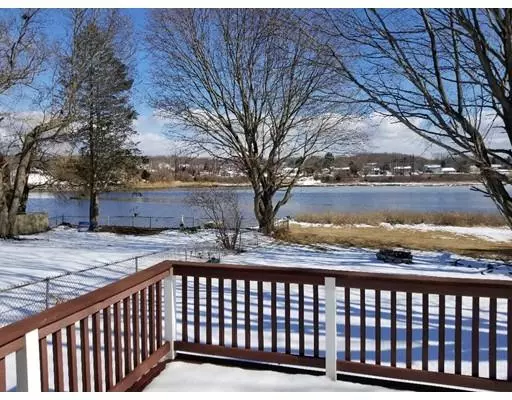 Swansea, MA 02777,88 Front St