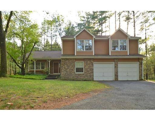 26 Wildflower Drive, Amherst, MA 01002