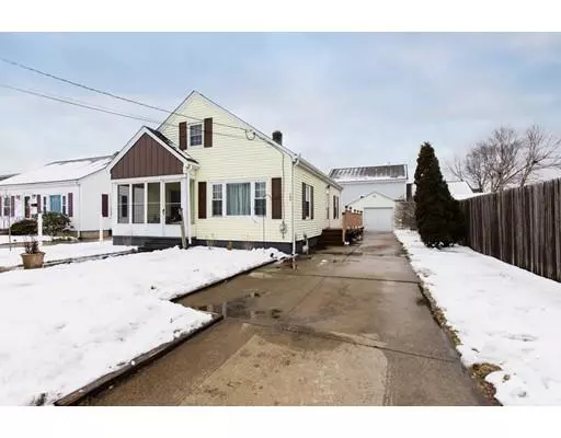 147 Deer St, East Providence, RI 02916