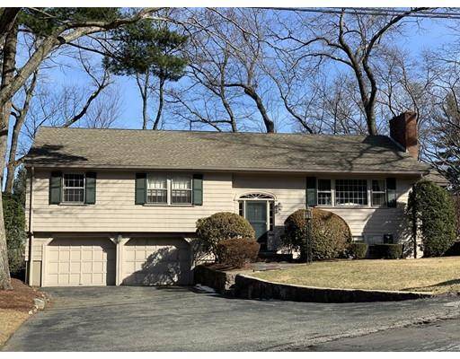 2 Bigelow Ave, Winchester, MA 01890