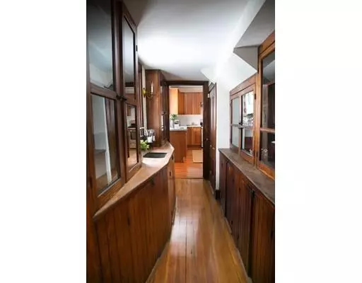 Brookline, MA 02445,21 Clark Road