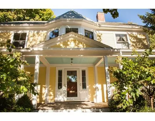 Brookline, MA 02445,21 Clark Road