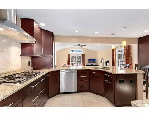 Littleton, MA 01460,22 George St