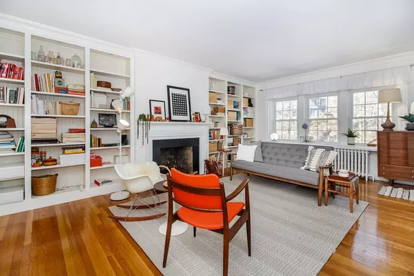 Brookline, MA 02446,54 Lancaster Terrace #3