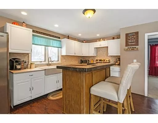 Auburn, MA 01501,30 Hawthorne St