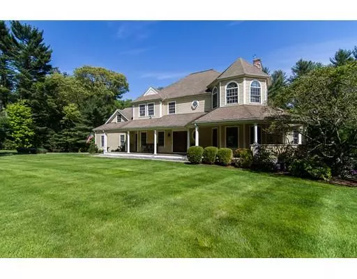 Sherborn, MA 01770,6 Barakat Lane