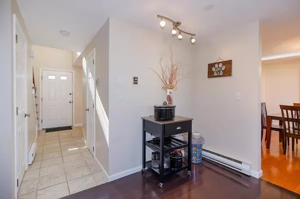 Millis, MA 02054,4 Key Street #4