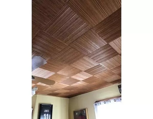 Acushnet, MA 02743,71 Middle Rd