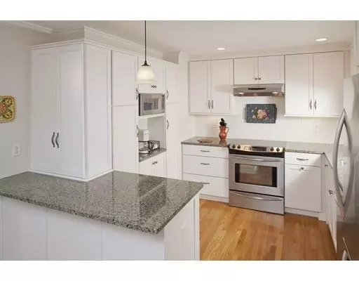 Hingham, MA 02043,20 Kimball Beach Road