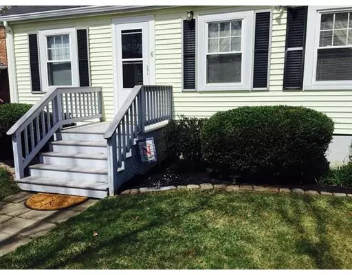 6 Pine St, Wareham, MA 02571