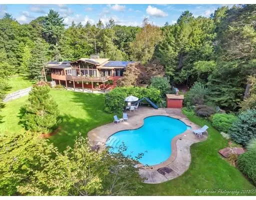 Hamilton, MA 01982,6 Partridgeberry Lane