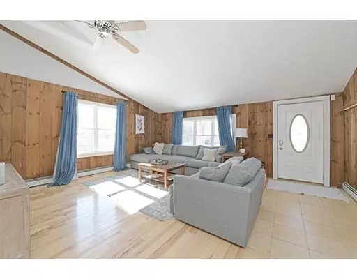 Norton, MA 02766,17 N Highland Road