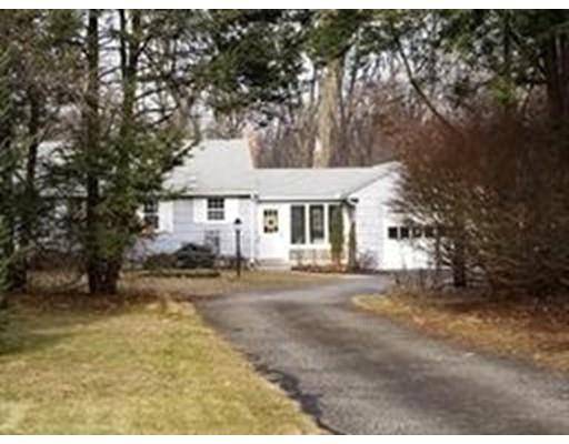 76 Barrington Road, Longmeadow, MA 01106