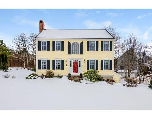 1 Ridgehill Ln, Bourne, MA 02562