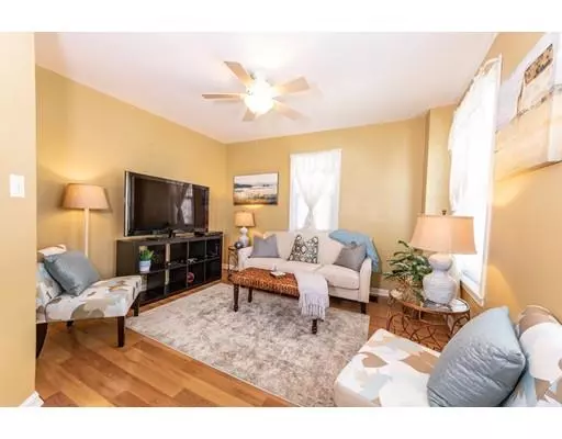 27 Commonwealth  Ave, Dedham, MA 02026