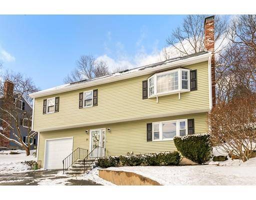 35 Sylvanus Wood Lane, Woburn, MA 01801