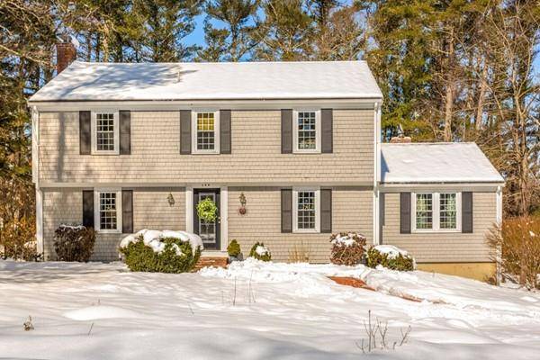 144 Buckboard Rd, Duxbury, MA 02332