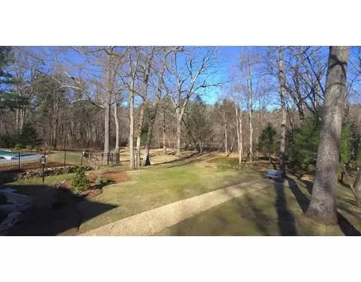 Wellesley, MA 02482,107 Livingston Rd