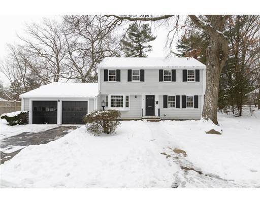 26 Brewster Rd, Hingham, MA 02043