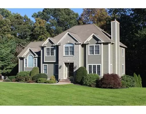 157 Old Cart Way, North Andover, MA 01845