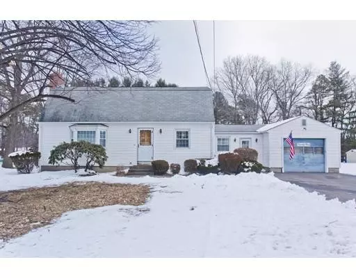 29 Elizabeth Ave, Westfield, MA 01085