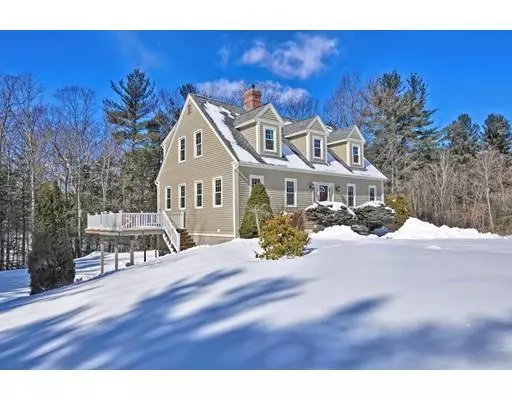 379 Northfield Rd, Lunenburg, MA 01462